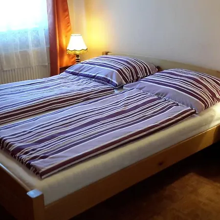 Apartment Magdi Apartman *